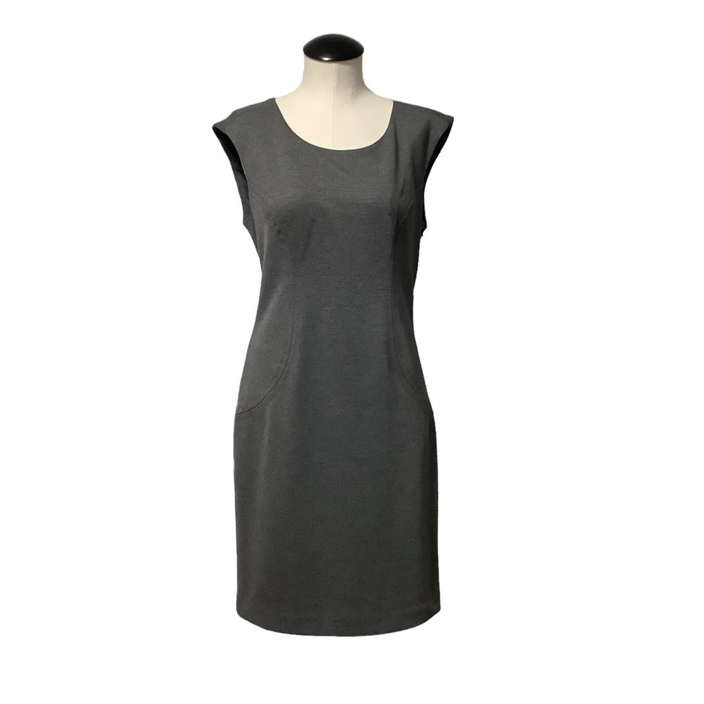 ADRIENNE VITTADINI Dark Gray Fitted Sleeveless Knit Dress - Size 6